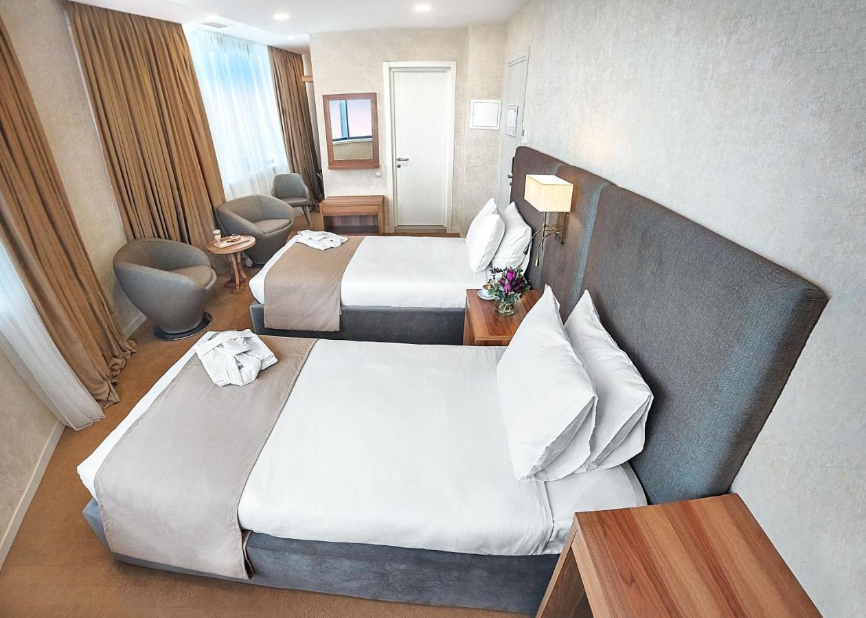 Meta Business Hotel By King David Тбилиси Екстериор снимка