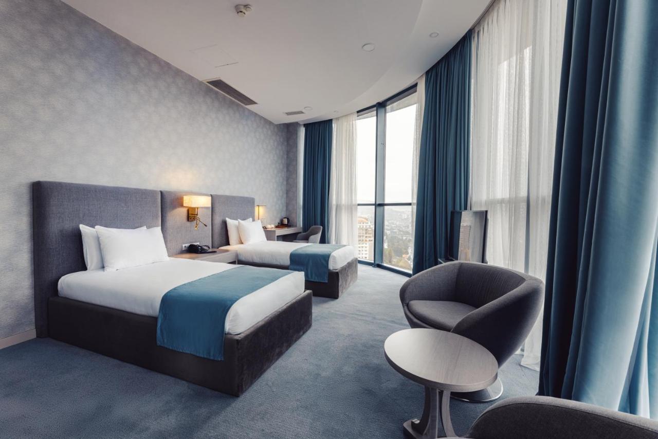 Meta Business Hotel By King David Тбилиси Екстериор снимка