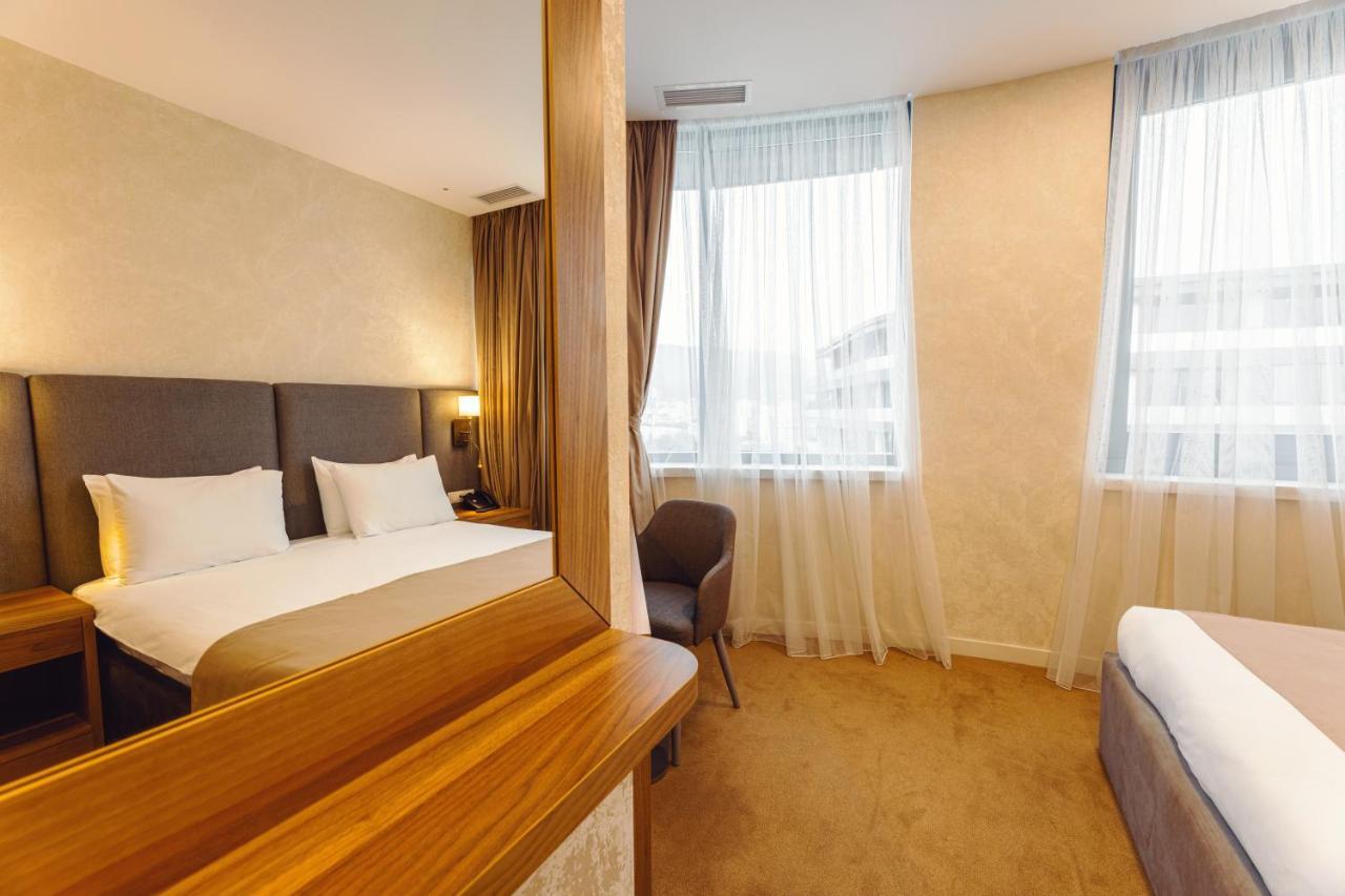Meta Business Hotel By King David Тбилиси Екстериор снимка